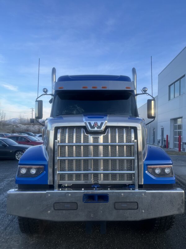 2025 Western Star 49X - Image 4