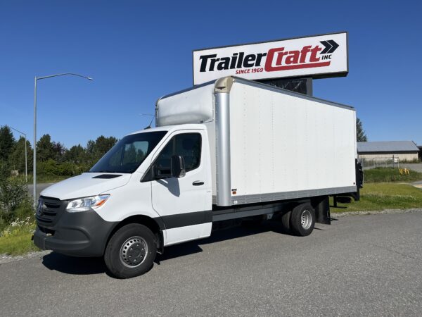 2023 MERCEDES SPRINTER W/ 16' BOX