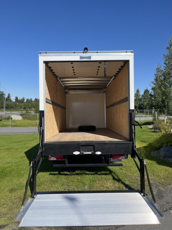2023 MERCEDES SPRINTER W/ 16' BOX - Image 4